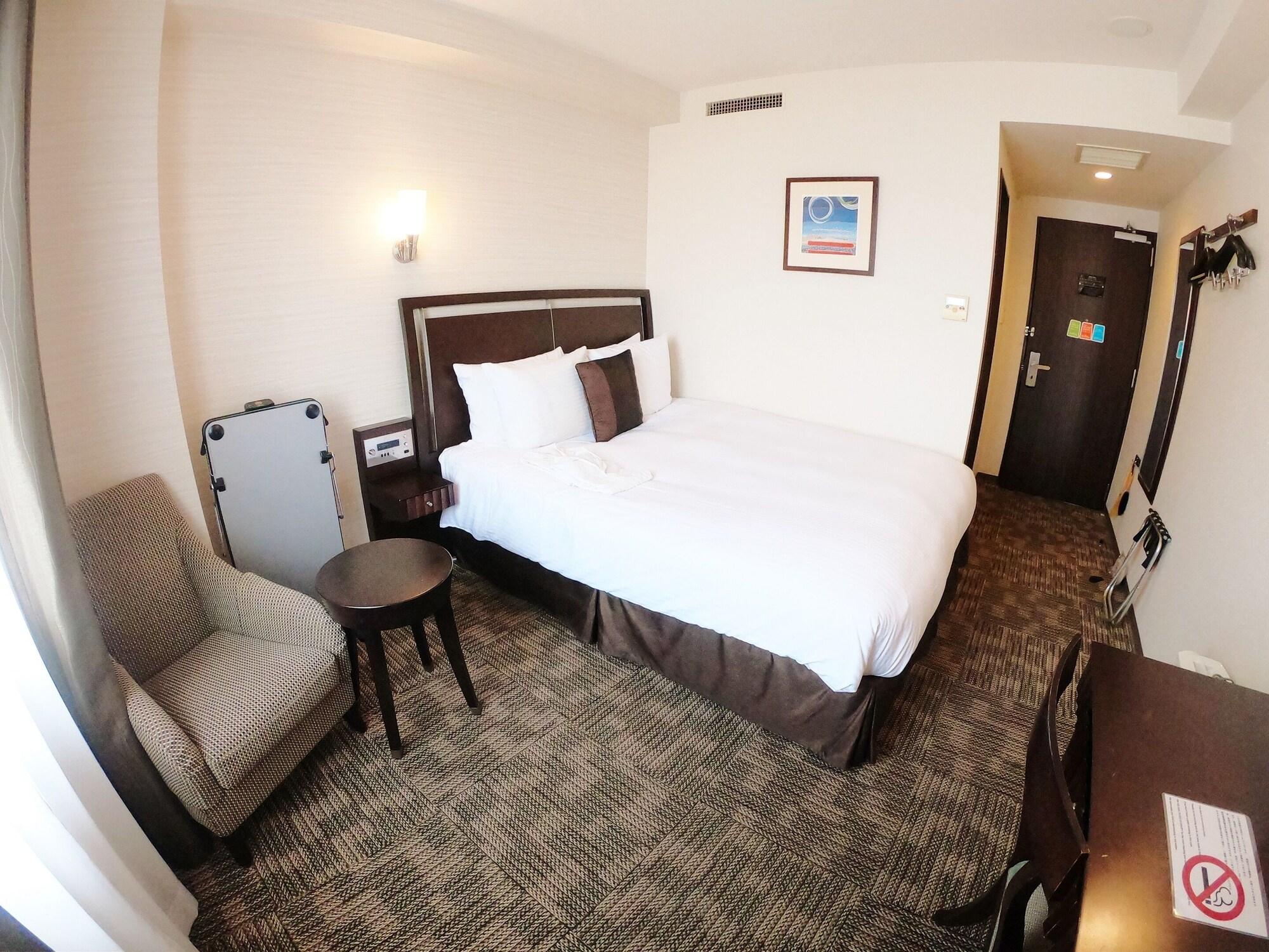 Sol Vita Hotel Наха Экстерьер фото